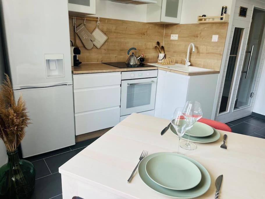 Appartement Glamour Tout Equipe Avec Balneo Et Sauna *